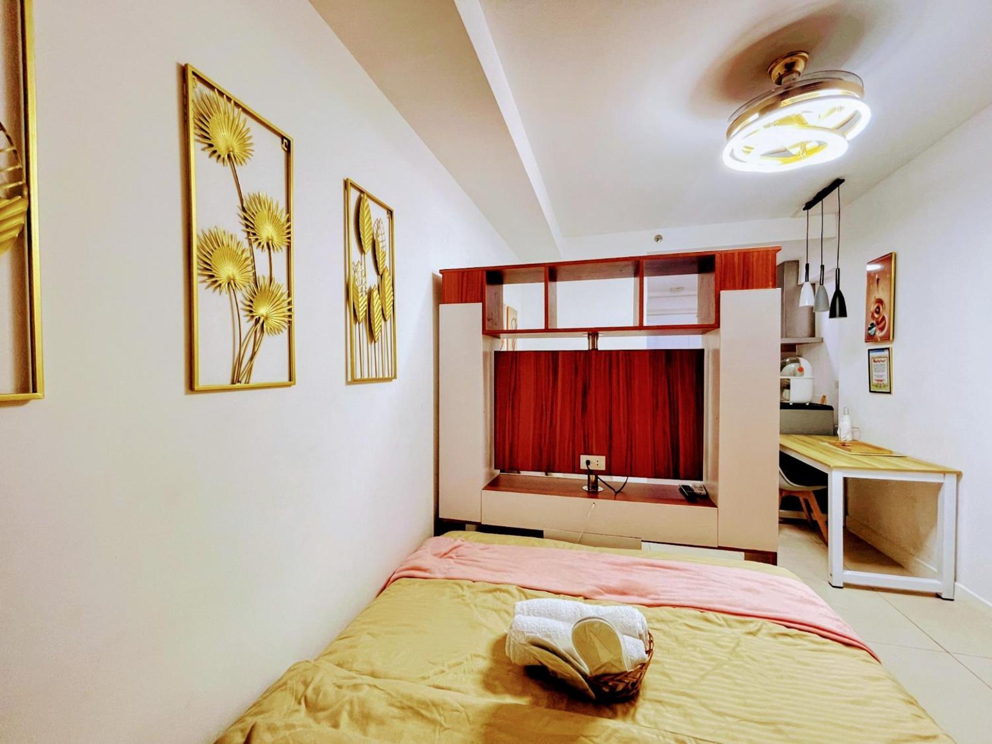 Acellyne'S Suites At The Residences At Commonwealth By Century Quezon City Zimmer foto