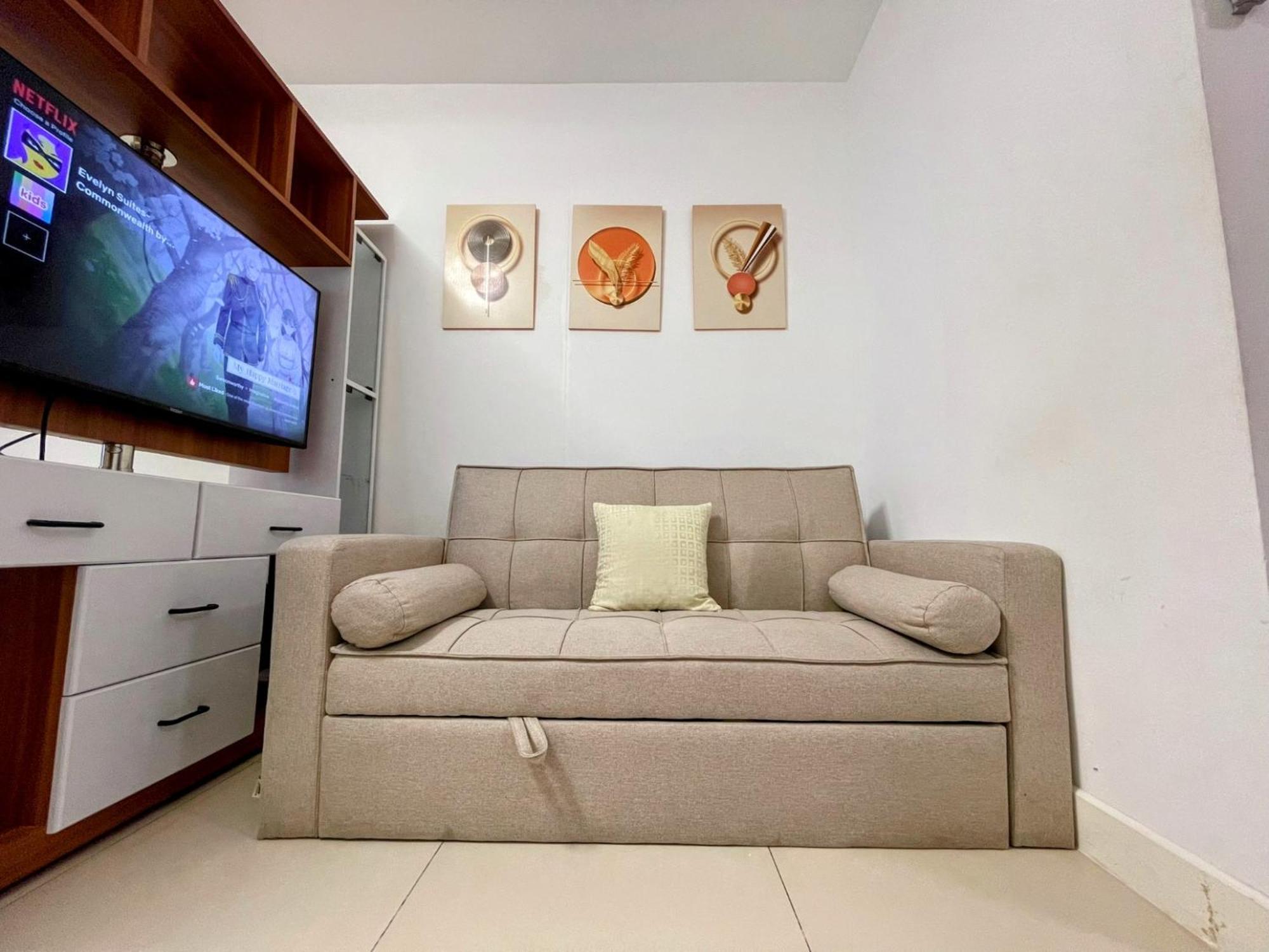 Acellyne'S Suites At The Residences At Commonwealth By Century Quezon City Zimmer foto